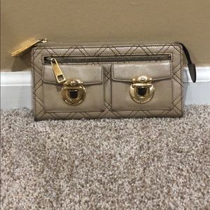 Marc Jacobs wallet